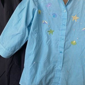 Beach themed check blouse